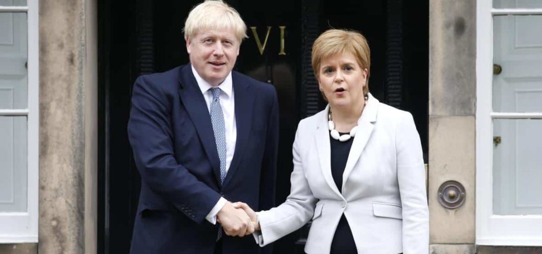 PM heads to Scotland in ‘panic mode’ amid support for independence