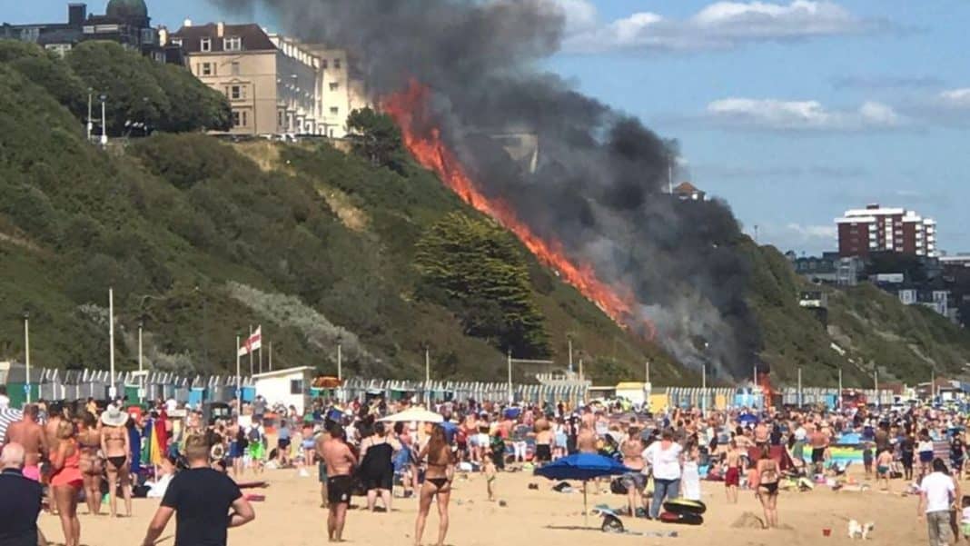 Fire breaks out at Bournemouth beachfront