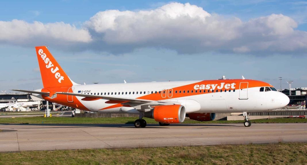 EasyJet increases flights to cope with holidaymaker demand