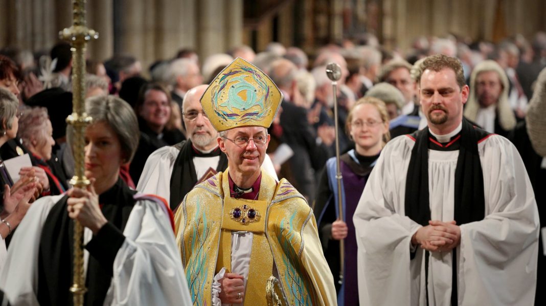 Church of England 'allowed child sexual abusers to hide'