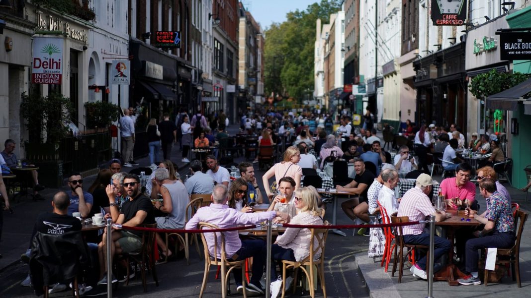 Boris Johnson expected to order pubs to shut in northern England