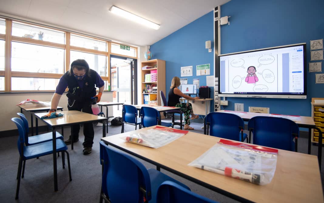 Boris Johnson says he hopes to reopen schools from 8th of March