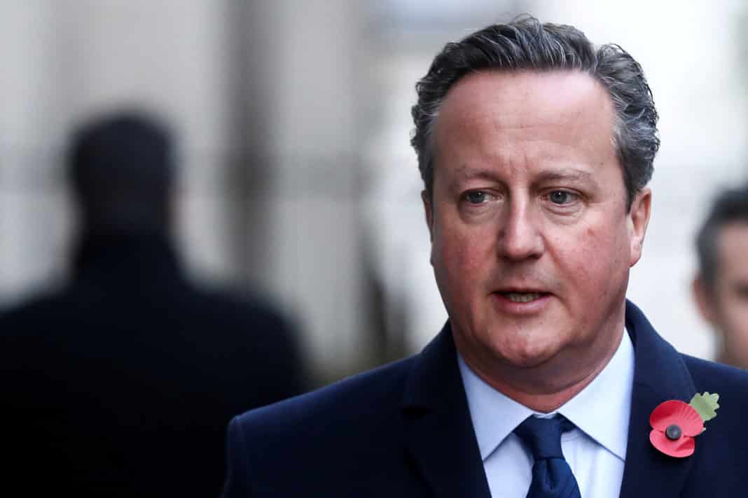 Government to investigate David Cameron's lobbying