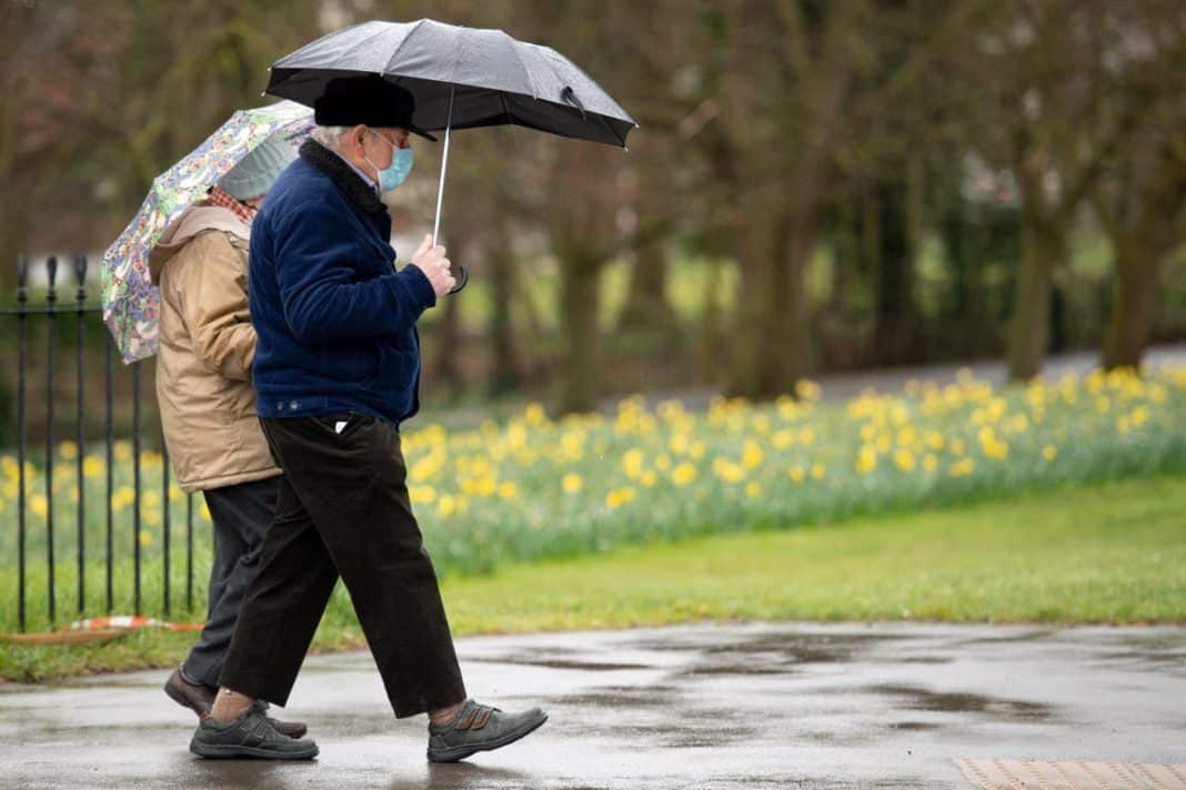 Freezing temperatures hit UK as pub beer gardens reopen in England