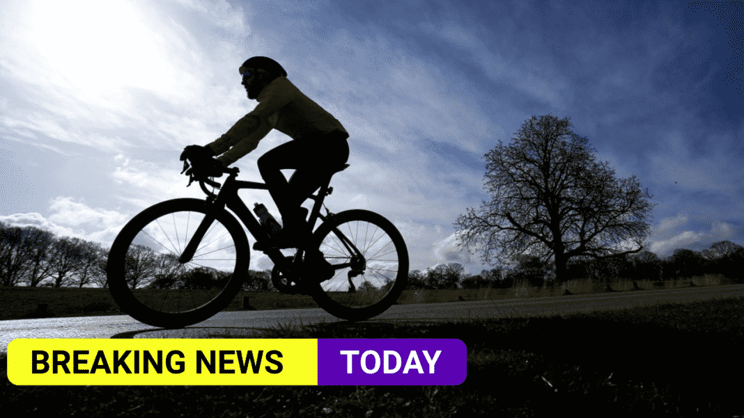 Machete-wielding gang targeting cyclists in London's Richmond Park