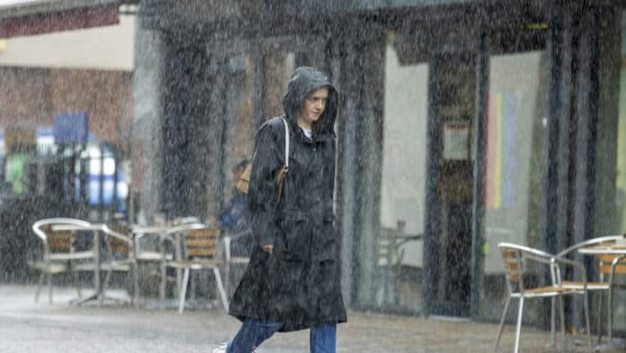 AA1gxUij Showers are likely after a week of high temperatures © PA